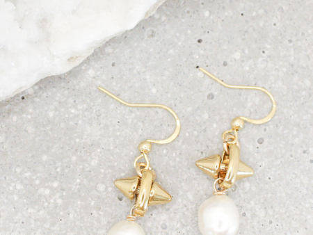 BUNGALOW BLONDE JEWELRY - ANDI PEARL AND SPIKE EARRINGS Online Hot Sale